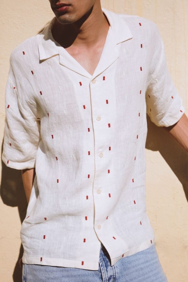 Broken Embroidery Short Sleeve Shirt