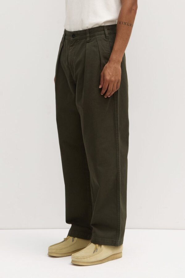 Miles Pleated Chino