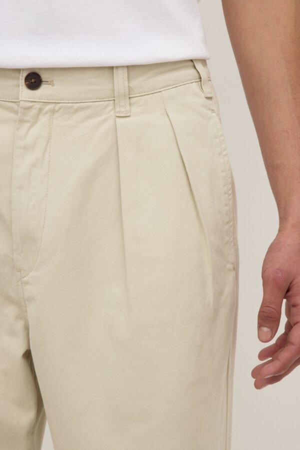 Miles Pleated Chino